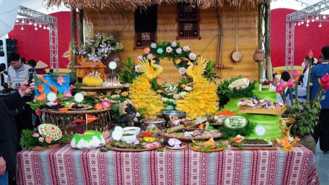 Tinh hoa ẩm thực Tây Bắc tạo điểm nhấn thu hút du khách đến Điện Biên