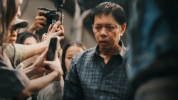 Thái Hòa tái hiện nghi án lừa đảo từ thiện tiền tỉ trên màn ảnh