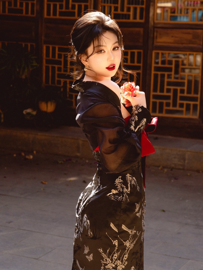 Ngọc Trinh tăng cân không phanh, ngoại hình khiến ai nấy trầm trồ