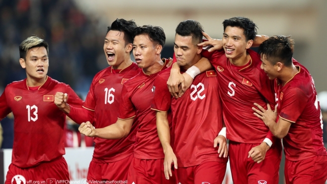 Không giao hữu quốc tế, HLV Troussier cho tuyển Việt Nam đấu tập với U23