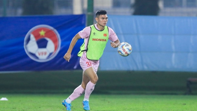 Hậu vệ đội tuyển Việt Nam thừa nhận áp lực khi phải đá tại ‘chảo lửa’ Gelora Bung  Karno