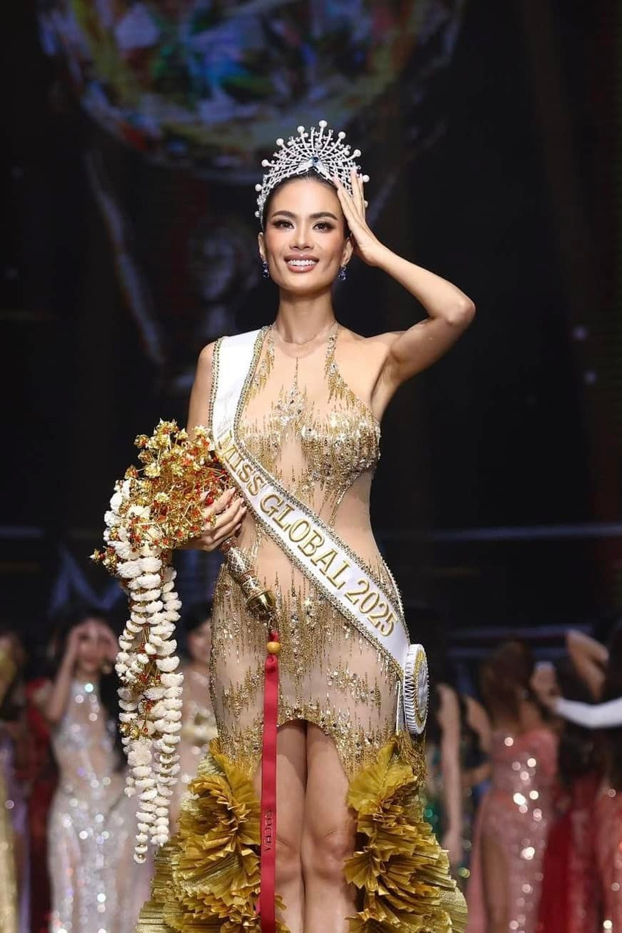 Chuyên trang sắc đẹp đình đám thế giới chúc mừng Như Vân đăng quang Miss Global