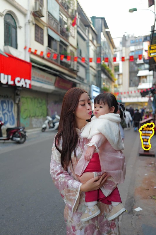Đỗ Mỹ Linh làm dâu hào môn, viên mãn sự nghiệp lẫn gia đình Đỗ Mỹ Linh làm dâu hào môn, viên mãn sự nghiệp lẫn gia đình