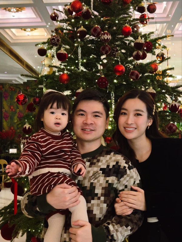 Đỗ Mỹ Linh làm dâu hào môn, viên mãn sự nghiệp lẫn gia đình Đỗ Mỹ Linh làm dâu hào môn, viên mãn sự nghiệp lẫn gia đình