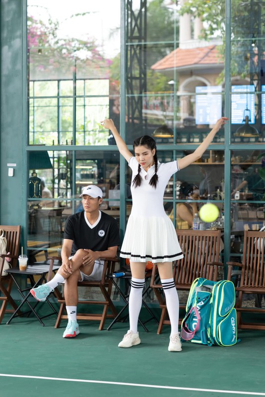 Vợ siêu mẫu của Mạc Hồng Quân say mê với pickleball