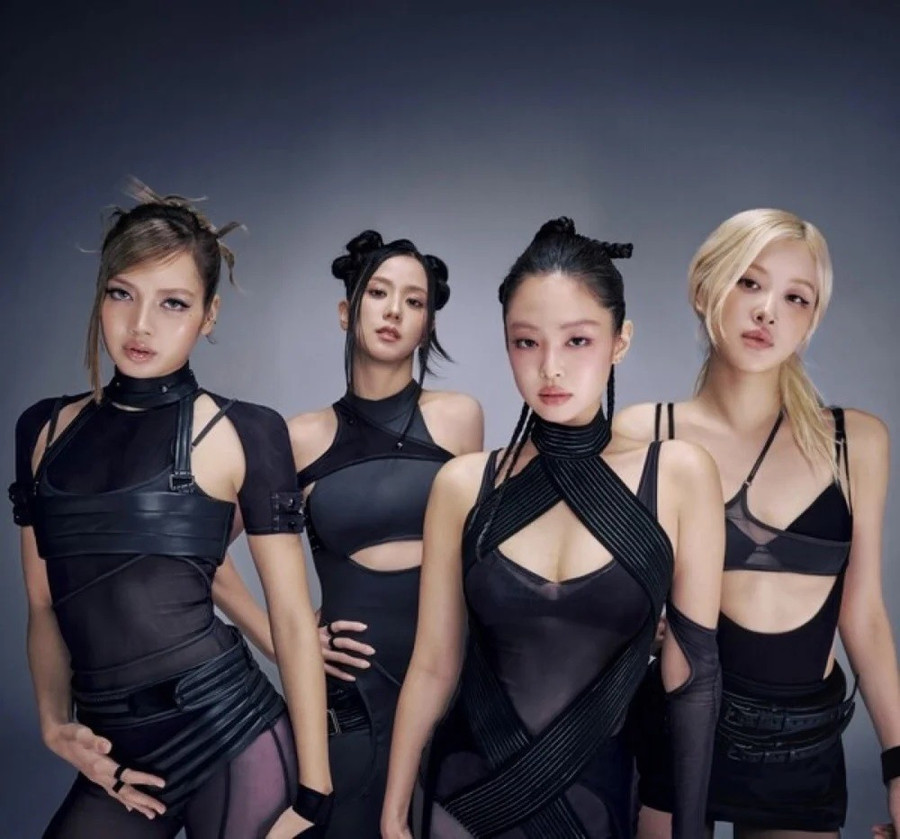 "Deadline" của BLACKPINK nhận "mưa" lời khen