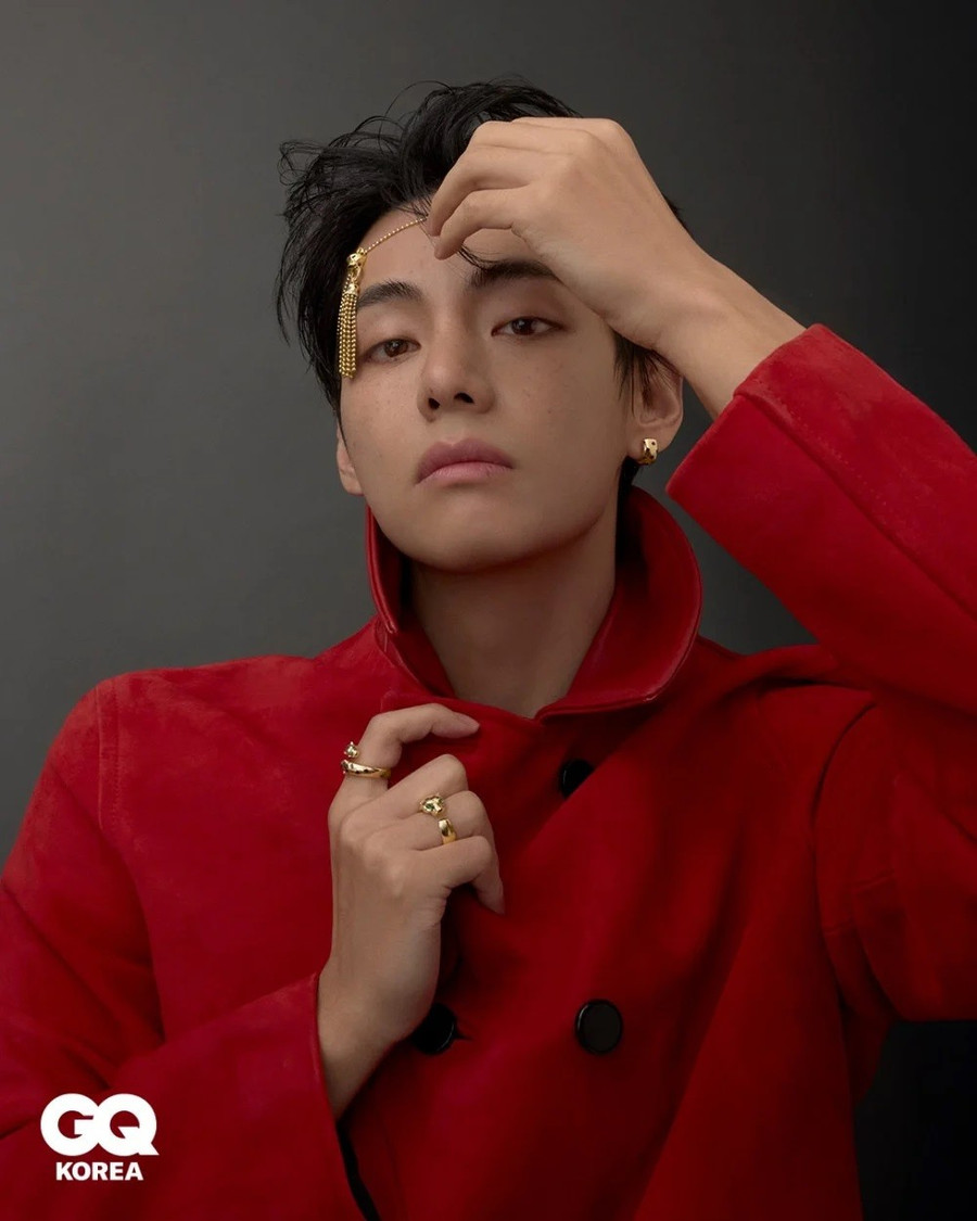 Nhan sắc V (BTS) được ví như "báu vật"