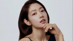 Jin (BTS), Park Shin Hye cùng loạt sao Hàn mắc chứng "dị ứng" đặc biệt