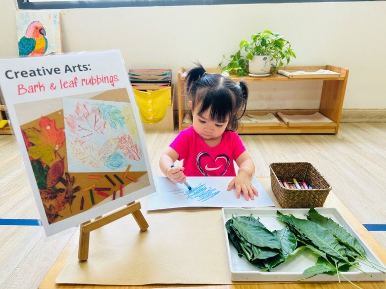 Diễn viên Kha Ly khoe bằng khen đầu đời của con gái sau 8 năm hiếm muộn Diễn viên Kha Ly khoe bằng khen đầu đời của con gái sau 8 năm hiếm muộn