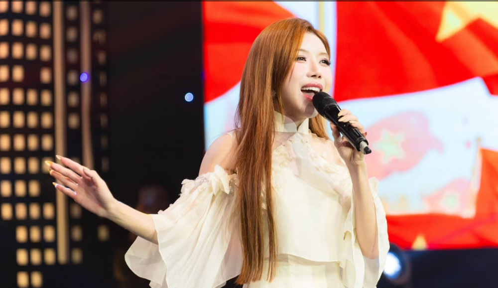 Nối gót Chi Pu, Trang Pháp tham gia Đạp Gió bản Trung 2026 Nối gót Chi Pu, Trang Pháp tham gia Đạp Gió bản Trung 2026