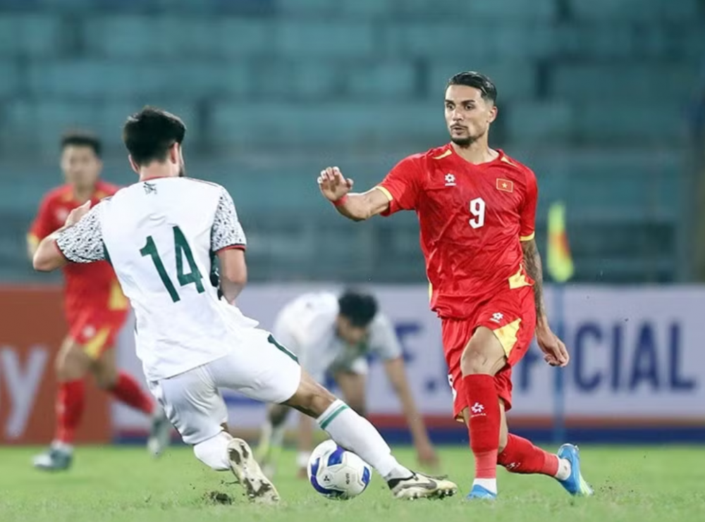 Trang chủ FIFA đăng dòng trạng thái vui vẻ về Đỗ Hoàng Hên Trang chủ FIFA đăng dòng trạng thái vui vẻ về Đỗ Hoàng Hên