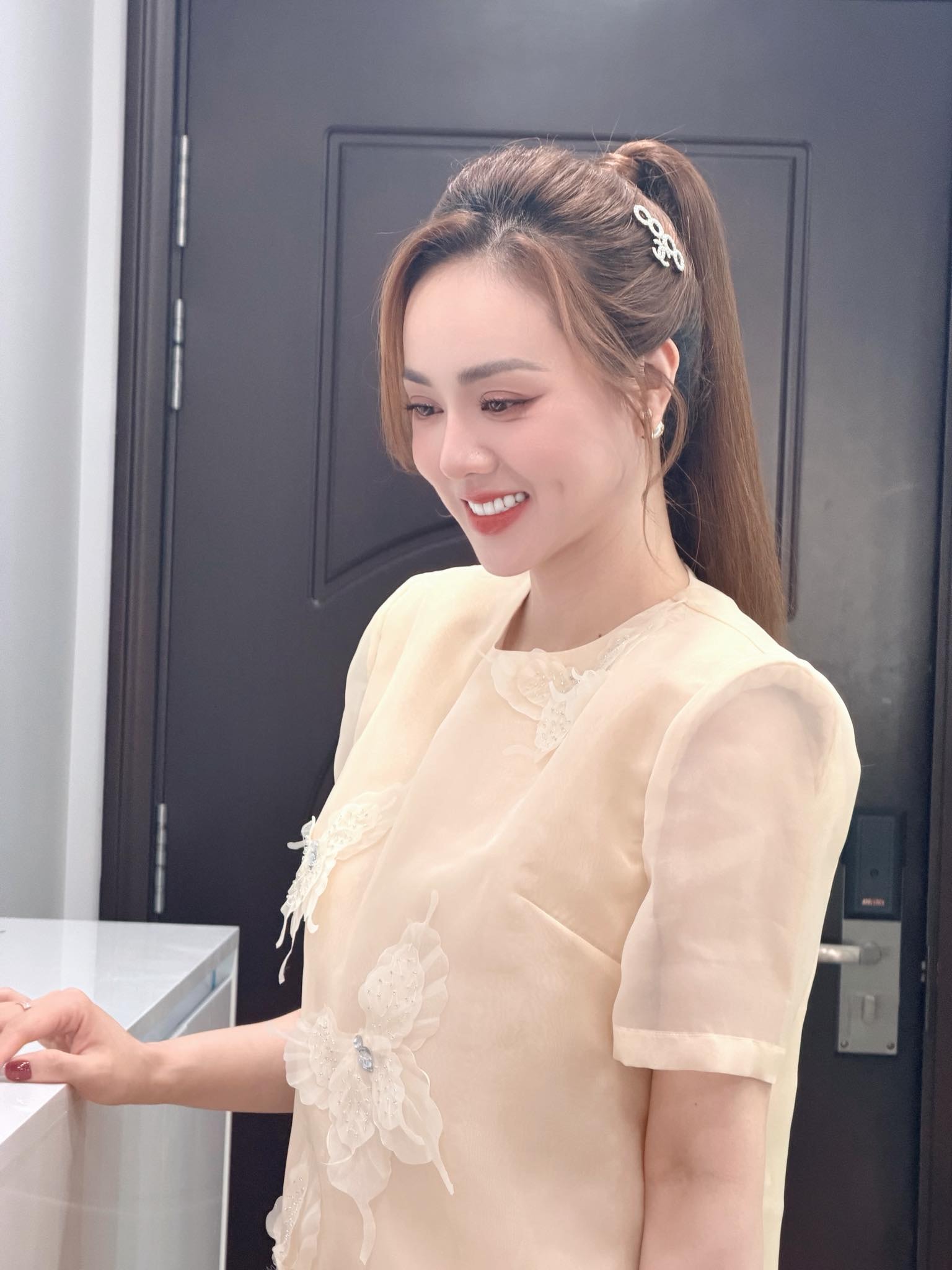 Ngọc Hà - Vợ NSND Công Lý: Vượt qua áp lực tài chính và hành trình phục hồi sau biến cố