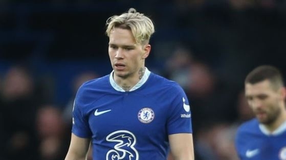 Ngôi sao giá 100 triệu euro gây thất vọng trong trận thua của Chelsea