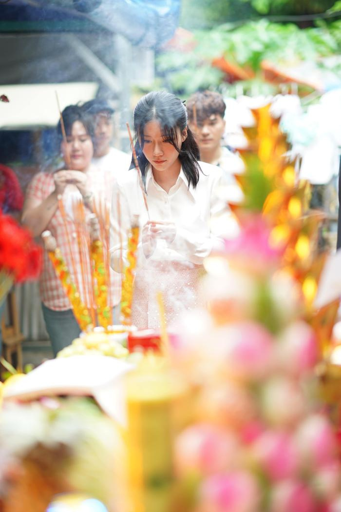 Uyển Ân thông báo lên xe hoa trở thành Cô Dâu Hào Môn, danh tính em rể Trấn Thành gây chú ý