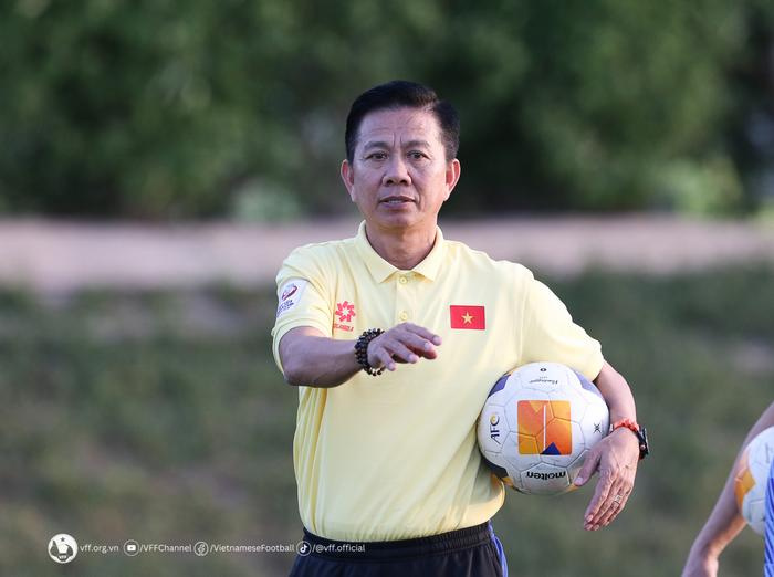 HLV Hoàng Anh Tuấn: Nếu U23 Iraq vào bán kết, chúng tôi vẫn vui