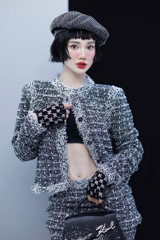 Nhan sắc thu hút của “gái hai con” Nhã Phương