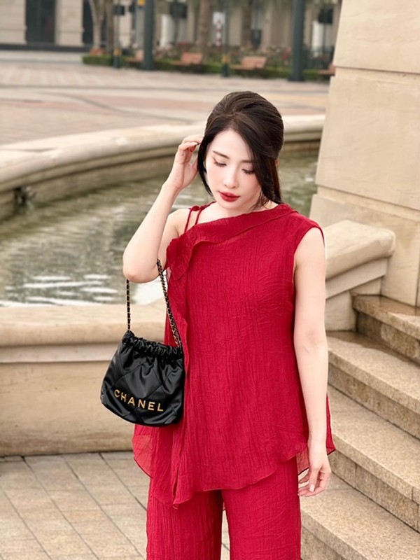 Cuộc sống sang chảnh của “cá sấu chúa” Quỳnh Nga