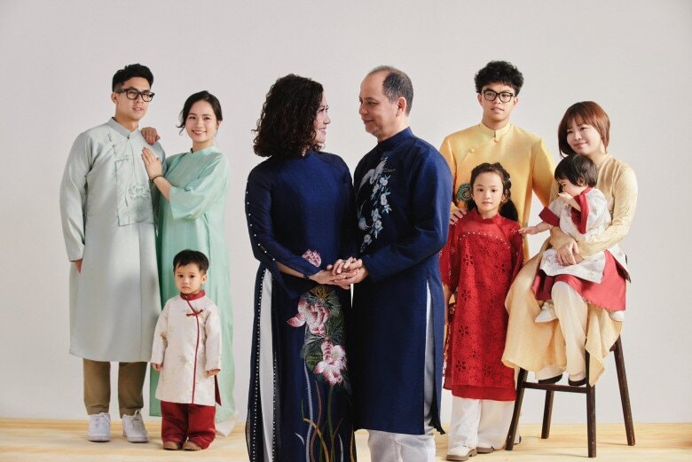 Nghệ sĩ Anh Tuấn và Nguyệt Hằng kỷ niệm 30 năm ngày cưới: Từ nợ nần đến tổ ấm viên mãn Nghệ sĩ Anh Tuấn và Nguyệt Hằng kỷ niệm 30 năm ngày cưới: Từ nợ nần đến tổ ấm viên mãn