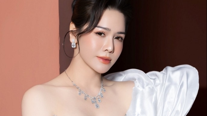 Cuộc sống của Nhật Kim Anh trong biệt thự 20 tỷ đồng tại TP.HCM