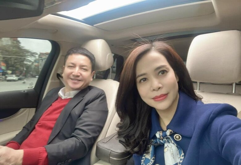 NSƯT Chí Trung phản hồi việc kết hôn với bạn gái Ý Lan kém 18 tuổi để xét tặng NSND NSƯT Chí Trung phản hồi việc kết hôn với bạn gái Ý Lan kém 18 tuổi để xét tặng NSND