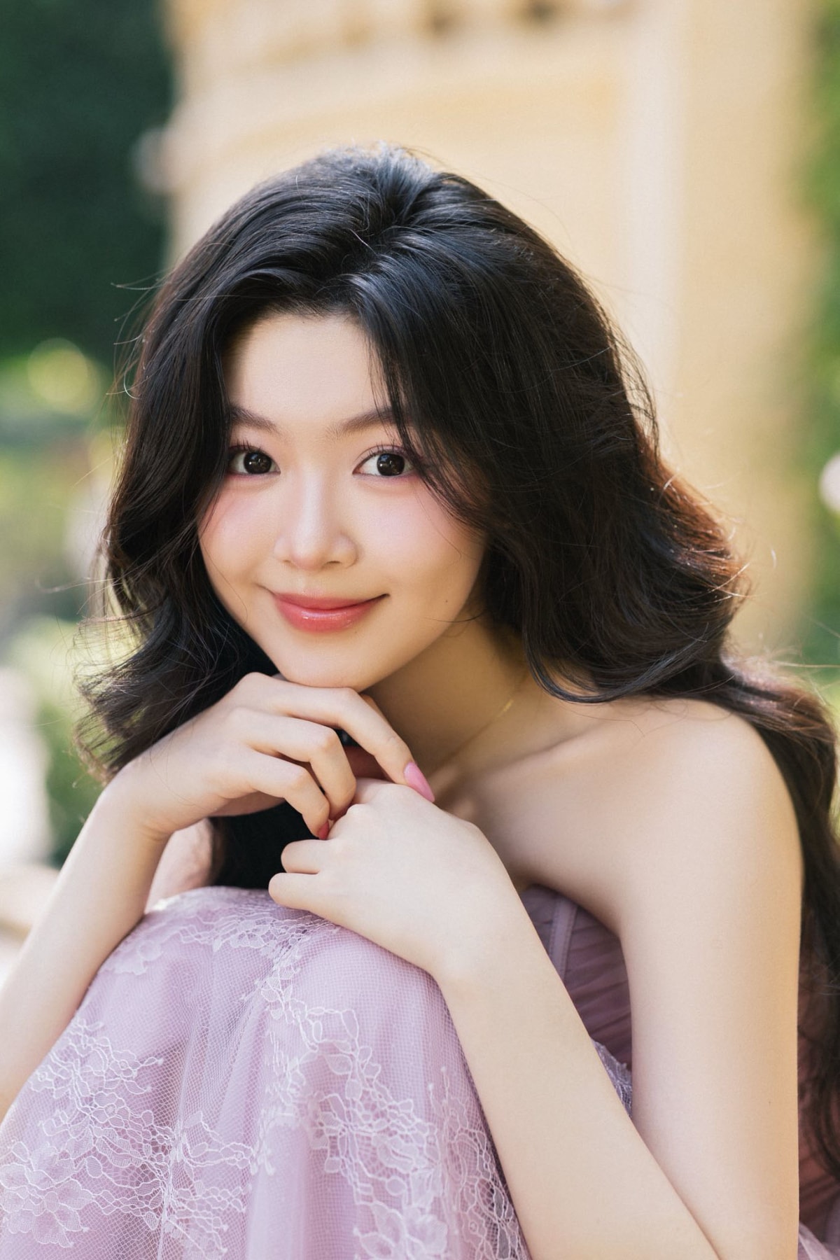 Lọ Lem nhà MC Quyền Linh: Nhan sắc tuổi 20 và hành trình thiện nguyện đầy cảm hứng Lọ Lem nhà MC Quyền Linh: Nhan sắc tuổi 20 và hành trình thiện nguyện đầy cảm hứng