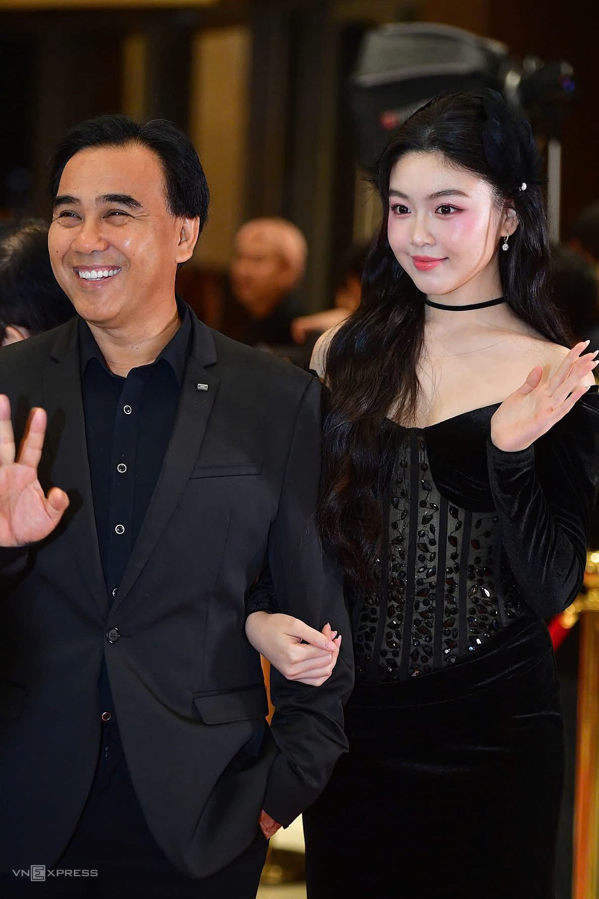 Lọ Lem nhà MC Quyền Linh: Nhan sắc tuổi 20 và hành trình thiện nguyện đầy cảm hứng Lọ Lem nhà MC Quyền Linh: Nhan sắc tuổi 20 và hành trình thiện nguyện đầy cảm hứng