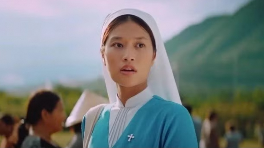 ‘Hẹn em ngày nhật thực’ cán mốc trăm tỷ, giữ vững top đầu phòng vé