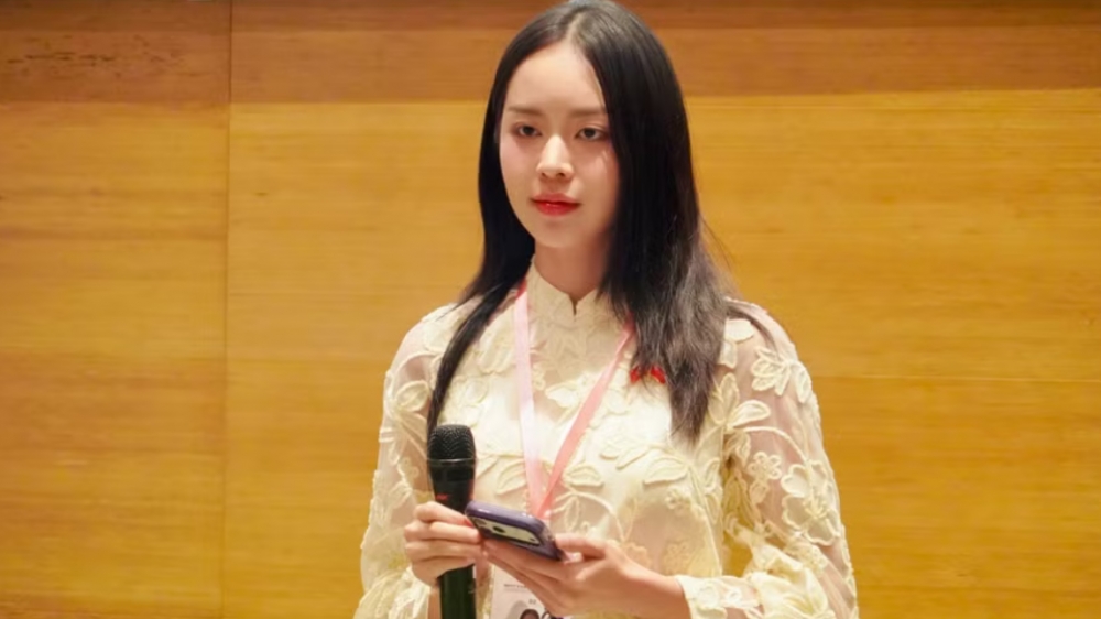 Hoa hậu Thanh Thủy ghi điểm tại Hành trình đỏ