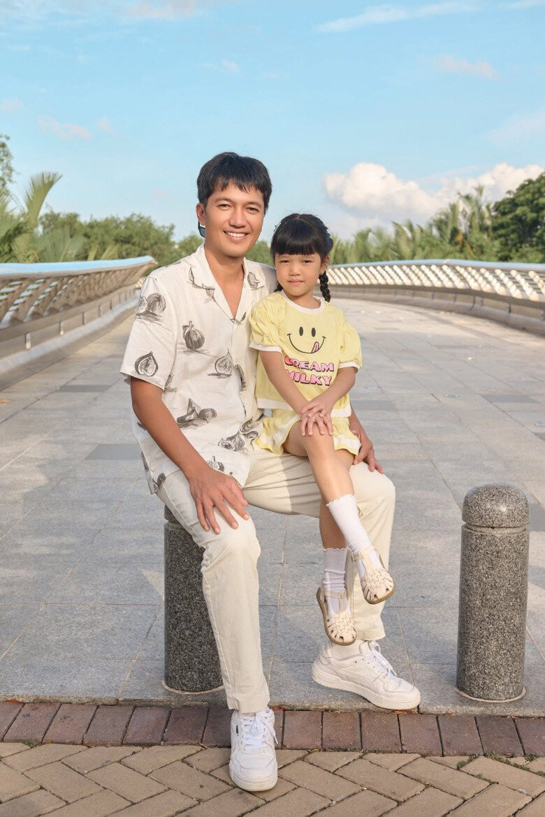 Bé Gạo nhà Quang Tuấn và Linh Phi gây ấn tượng với màn biểu diễn múa ba lê