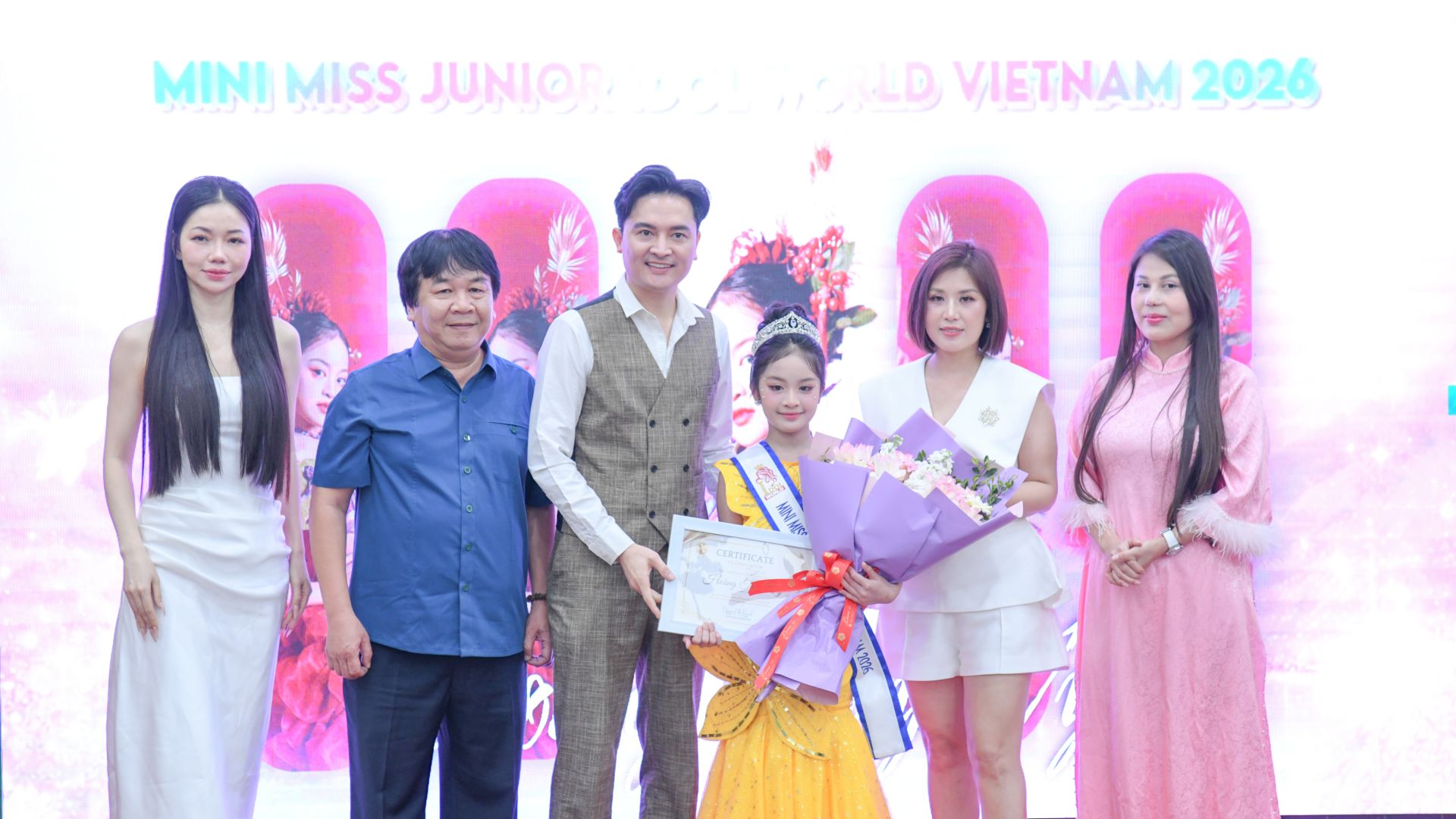 Hoàng Thúy Vy trở thành đại diện Việt Nam tại Mini Miss Junior Idol World 2026