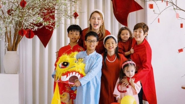 Cuộc sống của Á hậu Diễm Châu sau khi rời showbiz nuôi 5 con và chuyển đến Đà Nẵng