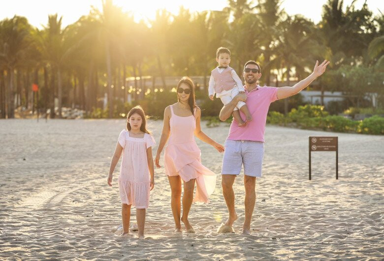 Dàn sao Việt tận hưởng kỳ nghỉ lễ 30/4: Siêu mẫu Hà Anh khoe tổ ấm hạnh phúc