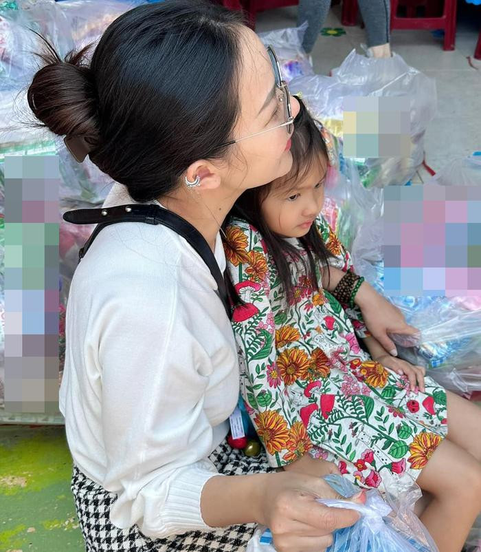 Mới 6 tuổi, con gái Phan Như Thảo đã làm được điều đặc biệt