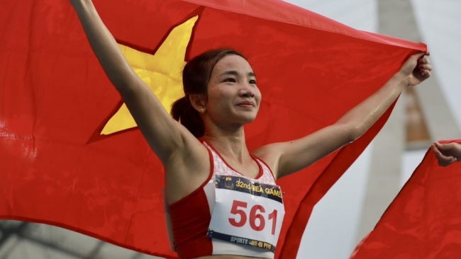 Nguyễn Thị Oanh giành 4 HCV ở SEA Games 32