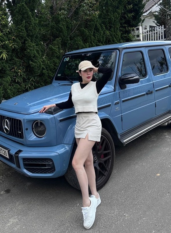 Phương Lê sống xa hoa, hạnh phúc bên Vũ Luân