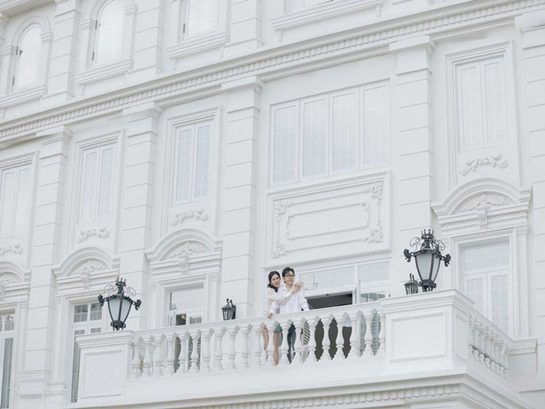 Phương Lê sống xa hoa, hạnh phúc bên Vũ Luân
