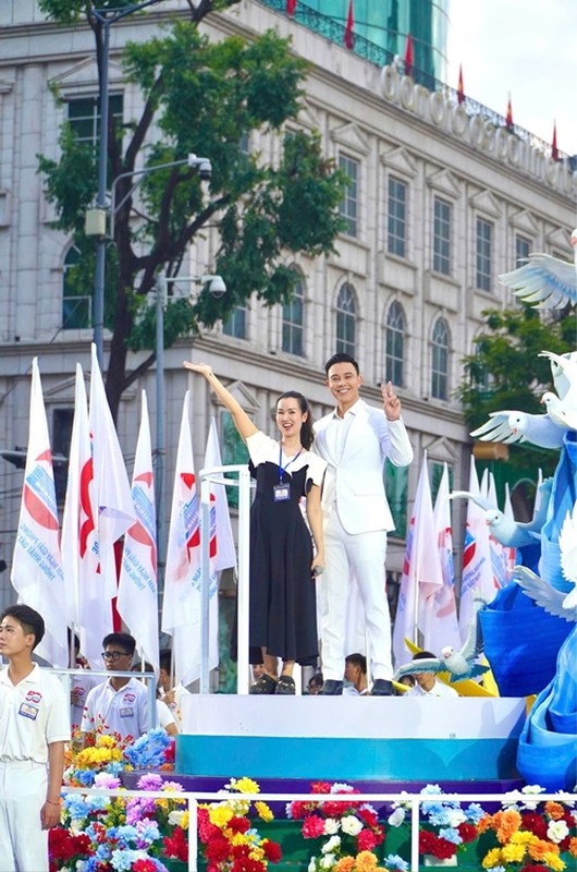 Võ Hạ Trâm có cuộc sống hôn nhân viên mãn Võ Hạ Trâm có cuộc sống hôn nhân viên mãn