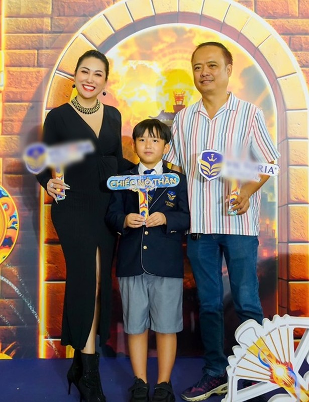 Chuyện tình ngọt ngào của Phi Thanh Vân và bạn trai doanh nhân