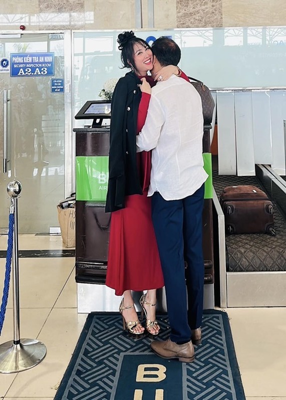 Chuyện tình ngọt ngào của Phi Thanh Vân và bạn trai doanh nhân