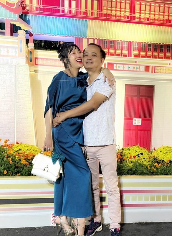 Chuyện tình ngọt ngào của Phi Thanh Vân và bạn trai doanh nhân