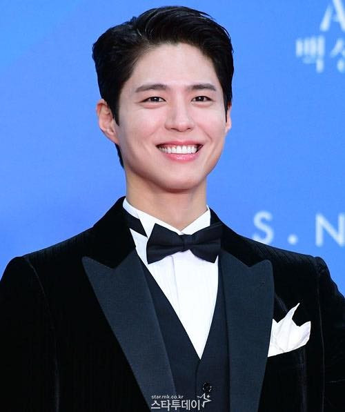 Song Hye Kyo gây sốt, IU cùng Park Bo Gum trắng tay ở Baeksang 2025