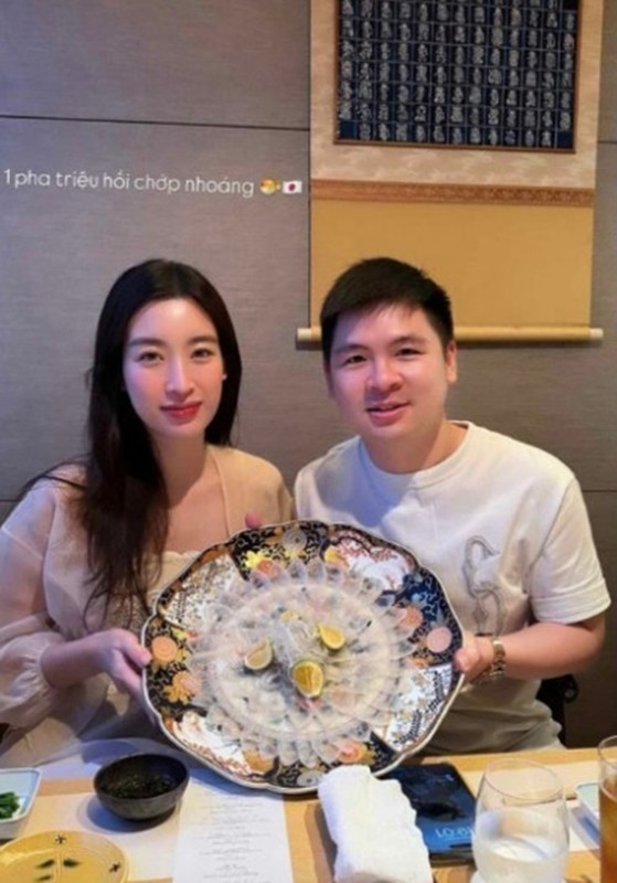 Đỗ Vinh Quang khoe ảnh du lịch nước ngoài cùng vợ Hoa hậu Đỗ Vinh Quang khoe ảnh du lịch nước ngoài cùng vợ Hoa hậu