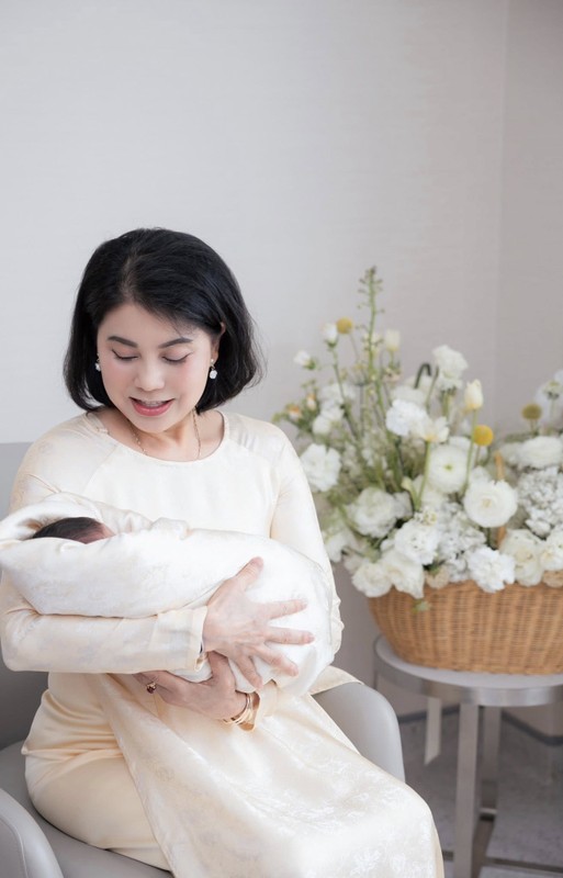 MC Mai Ngọc không cho mẹ ruột bế cháu ngoại, lý do là gì? MC Mai Ngọc không cho mẹ ruột bế cháu ngoại, lý do là gì?