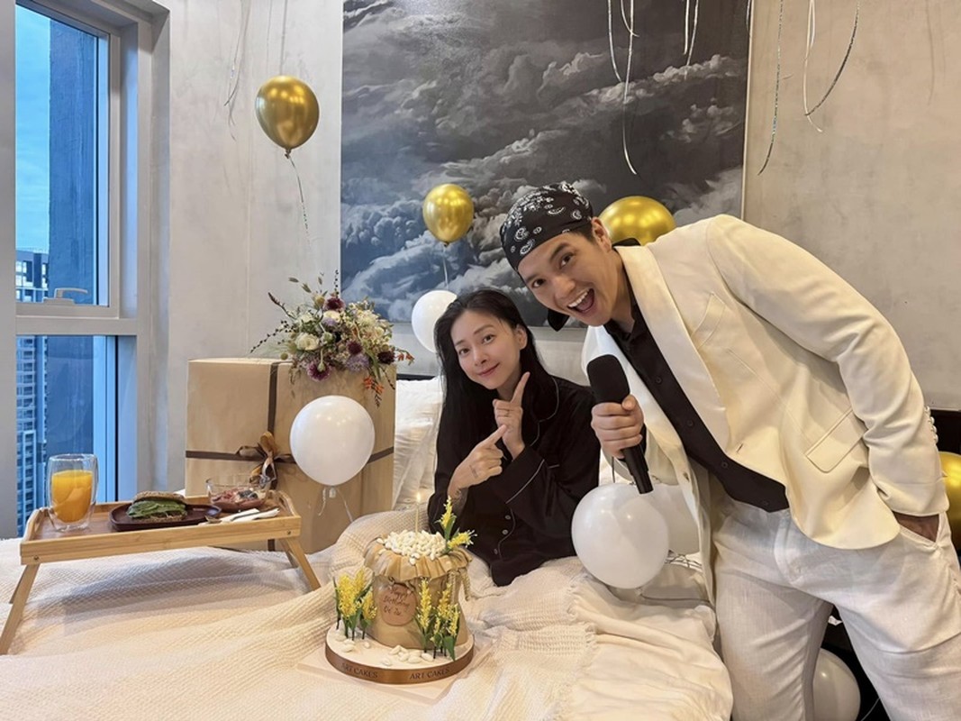 Ngô Thanh Vân mang bầu sau 3 năm lấy chồng kém 11 tuổi Ngô Thanh Vân mang bầu sau 3 năm lấy chồng kém 11 tuổi