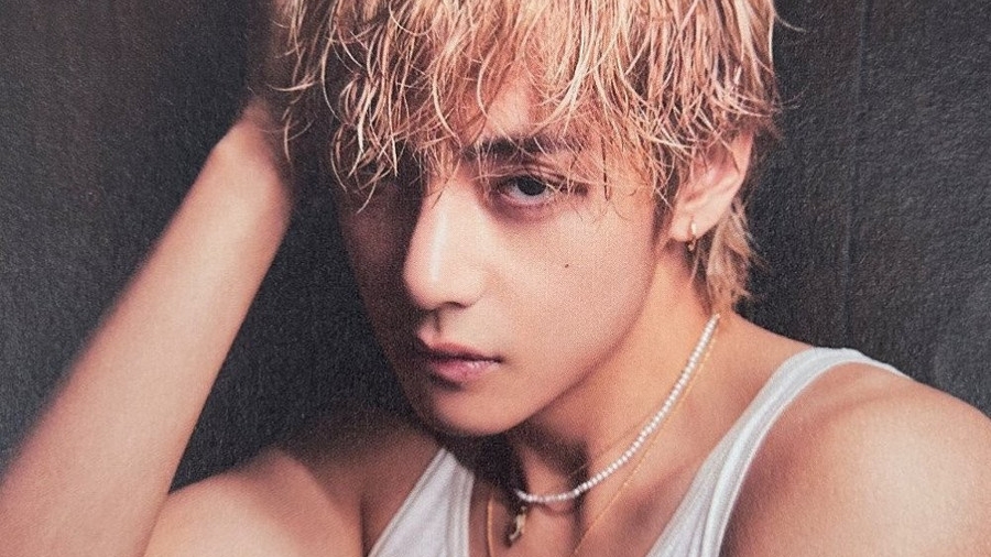 V (BTS) nhận danh hiệu 'đặc biệt' khiến nhiều cánh mày râu mơ ước