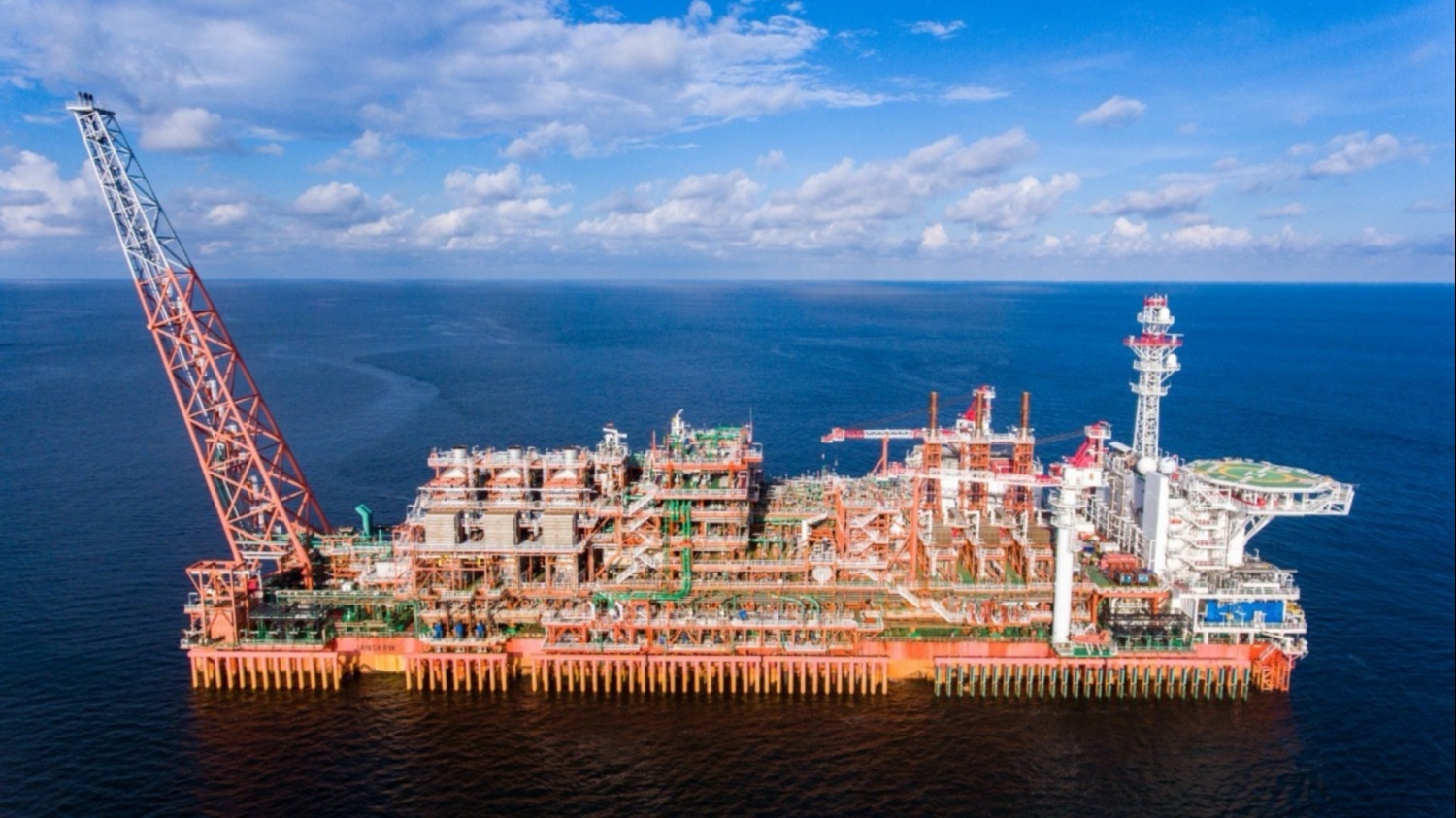Eni mở rộng đầu tư sau hơn hai thập kỷ hoạt động tại Indonesia