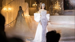 Lê Hoàng Phương 'càn quét' loạt sàn diễn, khẳng định vị trí Top Model