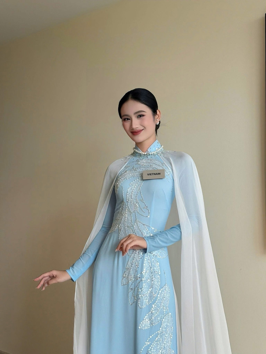 Ý Nhi liên tiếp đón ‘tin vui’ trước thềm chung kết Miss World 2025