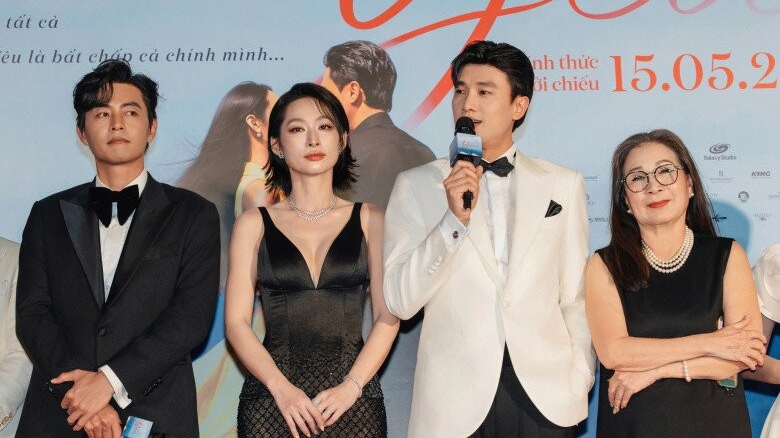 Phim Một Thời Ta Đã Yêu công chiếu: Lê Phương và Quốc Trường gây sốt khi tái ngộ