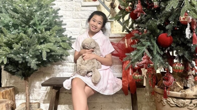 Con gái cố diễn viên Mai Phương gây chú ý với ngoại hình phổng phao ở tuổi 13